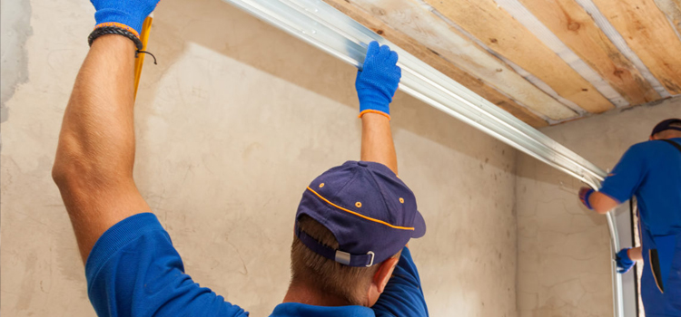 commercial overhead garage door repair in Kerman