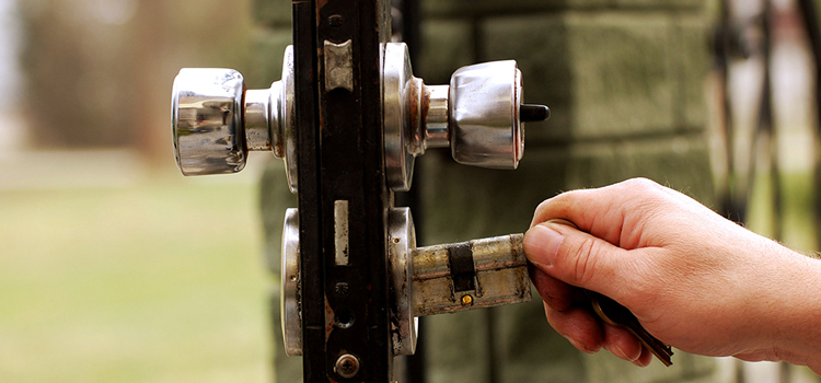 front door latch repair Kerman