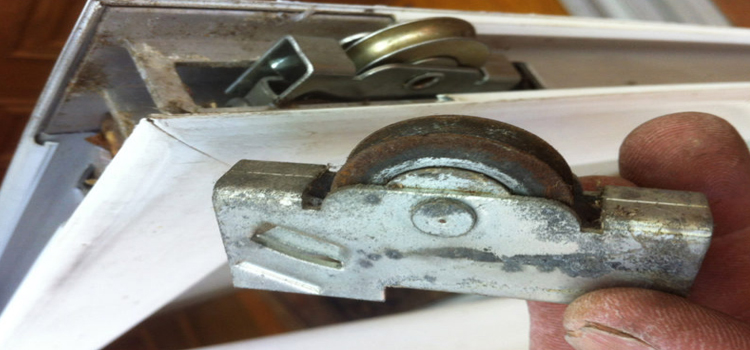 screen door roller repair in Kerman