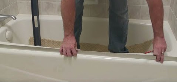 Sliding Shower Door Repair in Kerman
